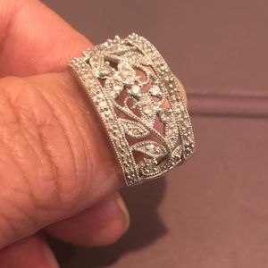 Vintage genuine diamond statement ring